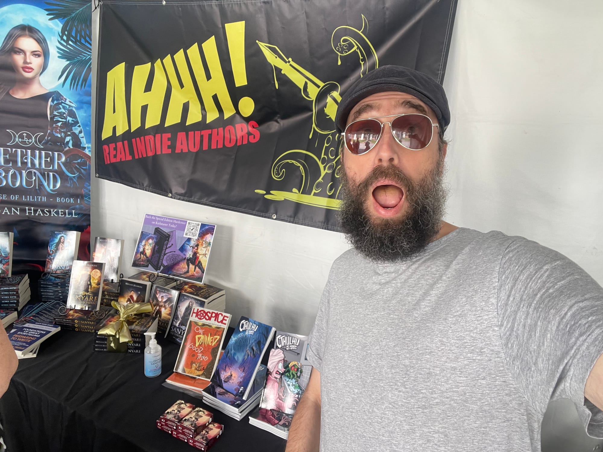 [DIGEST] Do books make money?